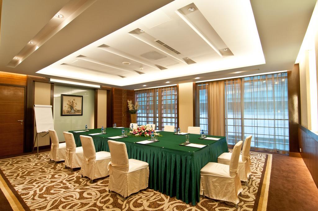Jinji Lake Shilla Hotel Suzhou  Zewnętrze zdjęcie
